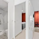 100 Seaview Торевьиа