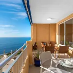 アパート 100 Seaview